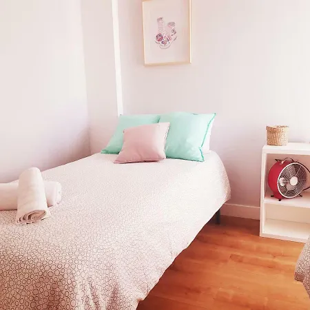 Precioso Atico Junto A La Feria Apartment *